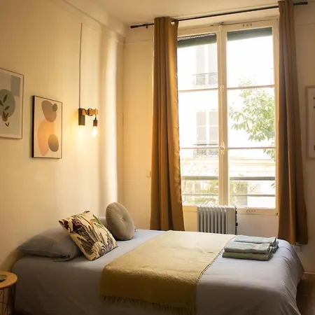 Saint Germain De Près équipé - Emplacement Exceptionnel Au Coeur De * Parigi